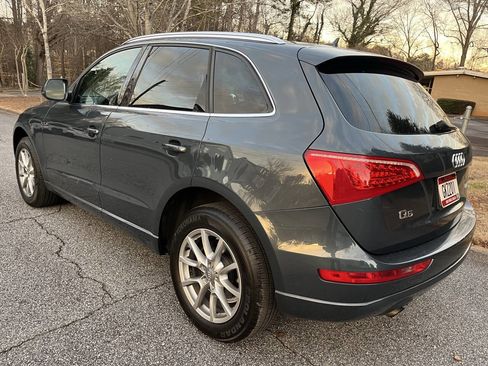 Used 2011 Audi Q5 2.0T Premium image 2