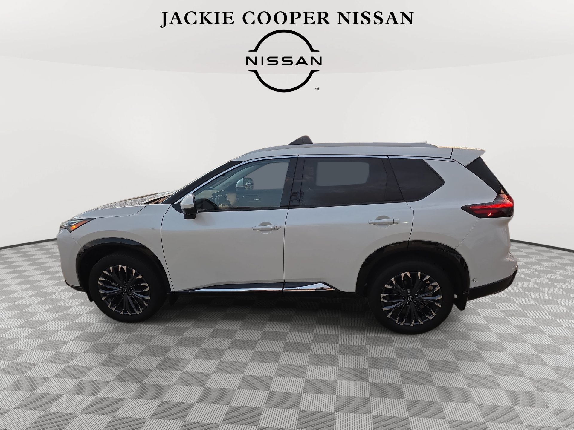 Used 2026 Nissan Rogue Platinum w/ Platinum Premium Package AWD/4WD image 8
