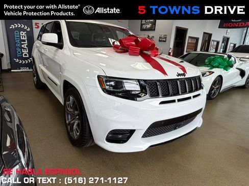 Used 2021 Jeep Grand Cherokee SRT image 1