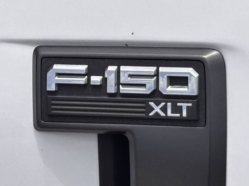 Used 2022 Ford F150 XLT w/ Equipment Group 302A High AWD/4WD image 4