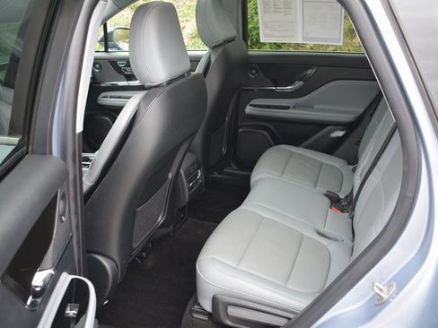 Used 2022 Lincoln Corsair Reserve w/ Equipment Group 201A image 24