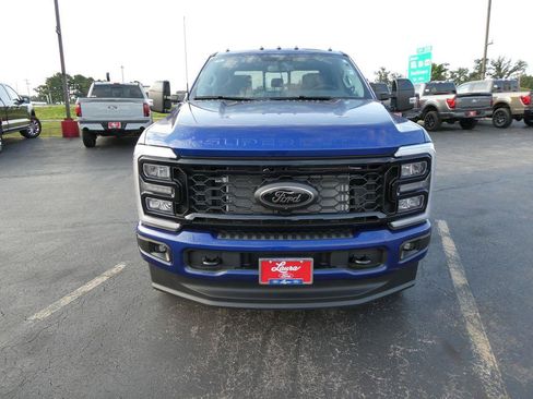 New 2026 Ford F250 Lariat w/ Black Appearance Package AWD/4WD image 10