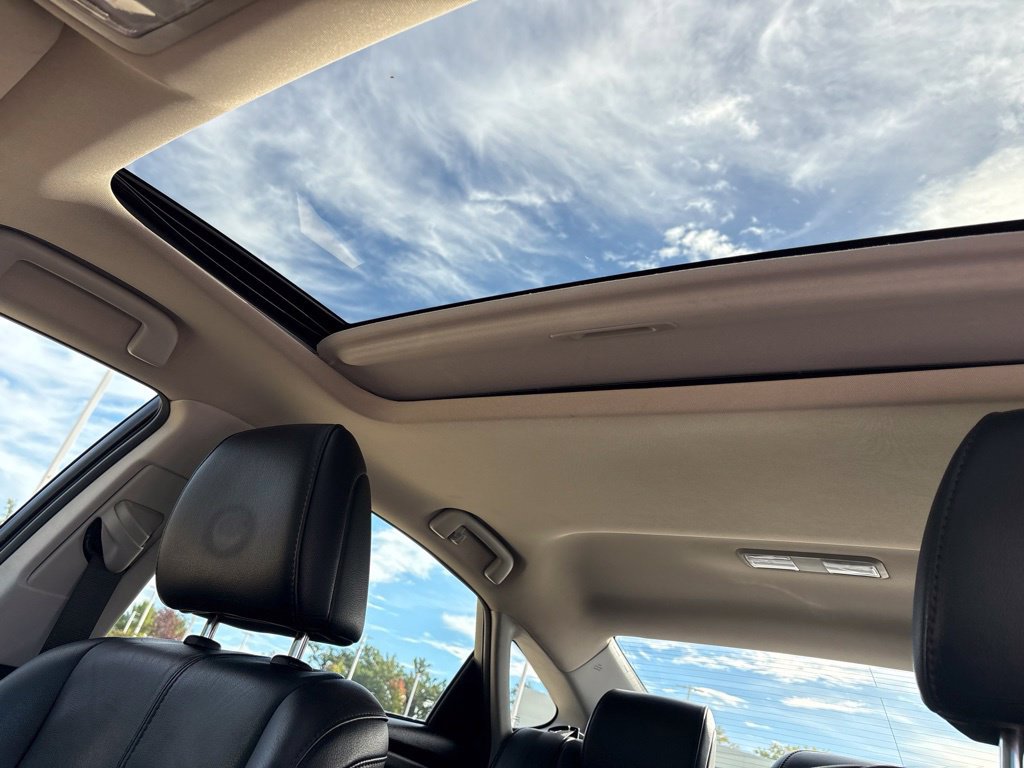 Used 2014 Toyota Avalon XLE Touring FWD image 19