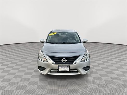 Used 2017 Nissan Versa SV image 3