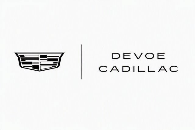 Used 2021 Cadillac Escalade Premium Luxury AWD/4WD image 2