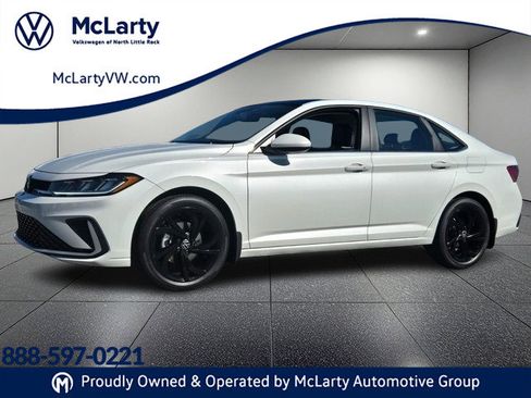 New 2026 Volkswagen Jetta SE FWD image 1