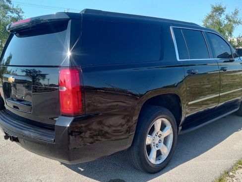 Used 2015 Chevrolet Suburban LT AWD/4WD image 6