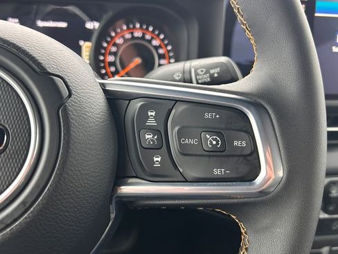 Certified 2024 Jeep Wrangler Sahara image 19