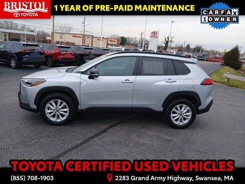 Certified 2025 Toyota Corolla Cross LE image 4
