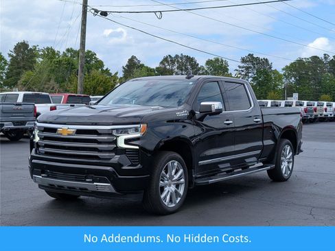 Used 2024 Chevrolet Silverado 1500 High Country w/ High Country Premium Package AWD/4WD image 1