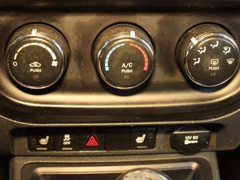 Used 2017 Jeep Patriot High Altitude image 22