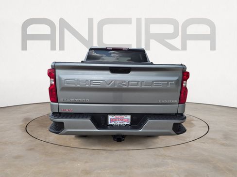 Used 2025 Chevrolet Silverado 1500 Custom RWD image 9