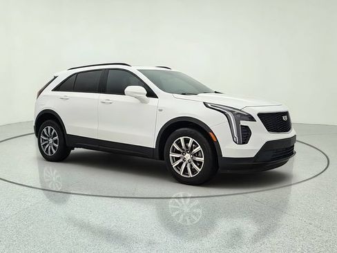Used 2023 Cadillac XT4 Sport w/ Cold Weather Package AWD/4WD image 8