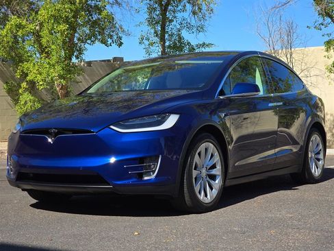 Used 2017 Tesla Model X 100D AWD/4WD image 4