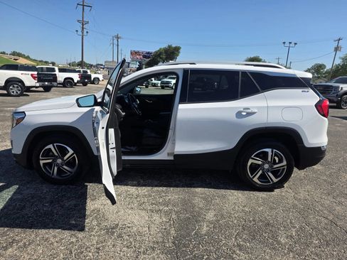 Used 2020 GMC Terrain SLT AWD/4WD image 9