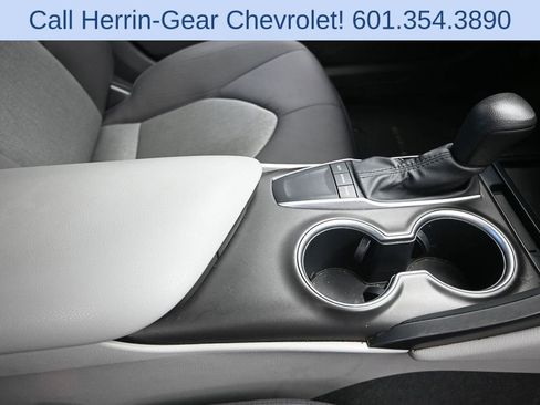 Used 2022 Toyota Camry LE FWD image 28