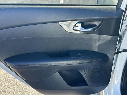 Used 2021 Kia Forte GT-Line image 14