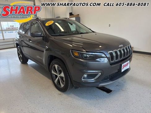 Used 2019 Jeep Cherokee Limited w/ Luxury Group AWD/4WD image 1
