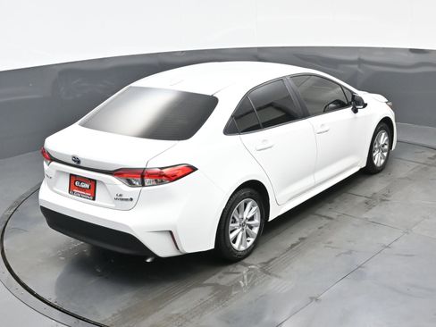 Used 2023 Toyota Corolla LE image 39