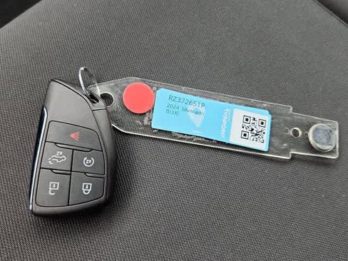 Used 2024 Chevrolet Silverado 1500 LT image 29