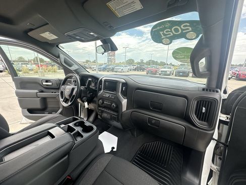Certified 2021 Chevrolet Silverado 1500 W/T w/ Z71 Off-Road Package AWD/4WD image 29