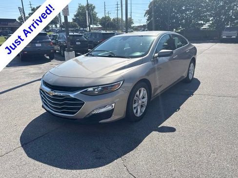 Used 2025 Chevrolet Malibu LT FWD image 7