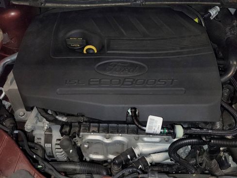 Used 2018 Ford Escape SE w/ SE Sync 3 Package FWD image 30