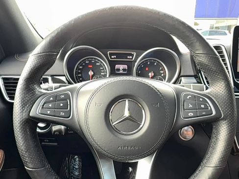 Used 2017 Mercedes-Benz GLS 550 4MATIC image 20
