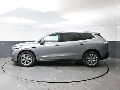 Used 2023 Buick Enclave Premium w/ Experience Buick Package image 11