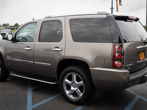 Used 2012 GMC Yukon Denali AWD/4WD image 22