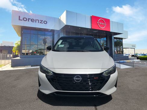 New 2025 Nissan Sentra SR w/ Midnight Edition image 2