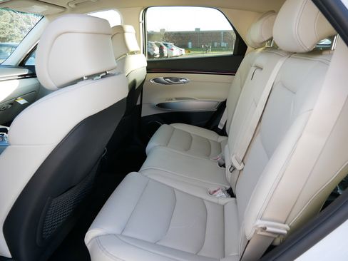 New 2026 Genesis GV70 2.5T Select image 21