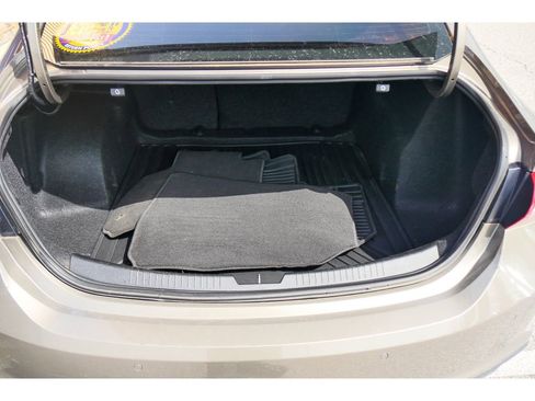 Used 2020 Chevrolet Malibu LT w/ Leather Package image 27