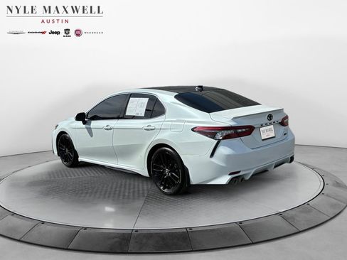 Used 2021 Toyota Camry XSE image 14