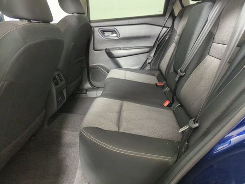Used 2024 Nissan Rogue SV FWD image 20