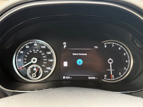 Used 2025 Genesis GV70 2.5T AWD/4WD image 11
