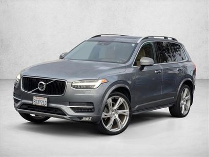 Used 2018 Volvo XC90 T6 Momentum w/ Convenience Package