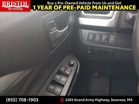 Used 2018 Toyota Highlander XLE AWD/4WD image 21