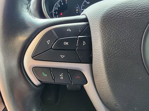 Used 2019 Jeep Grand Cherokee Altitude image 19