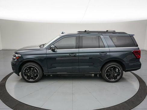 Certified 2024 Ford Expedition Limited AWD/4WD image 7
