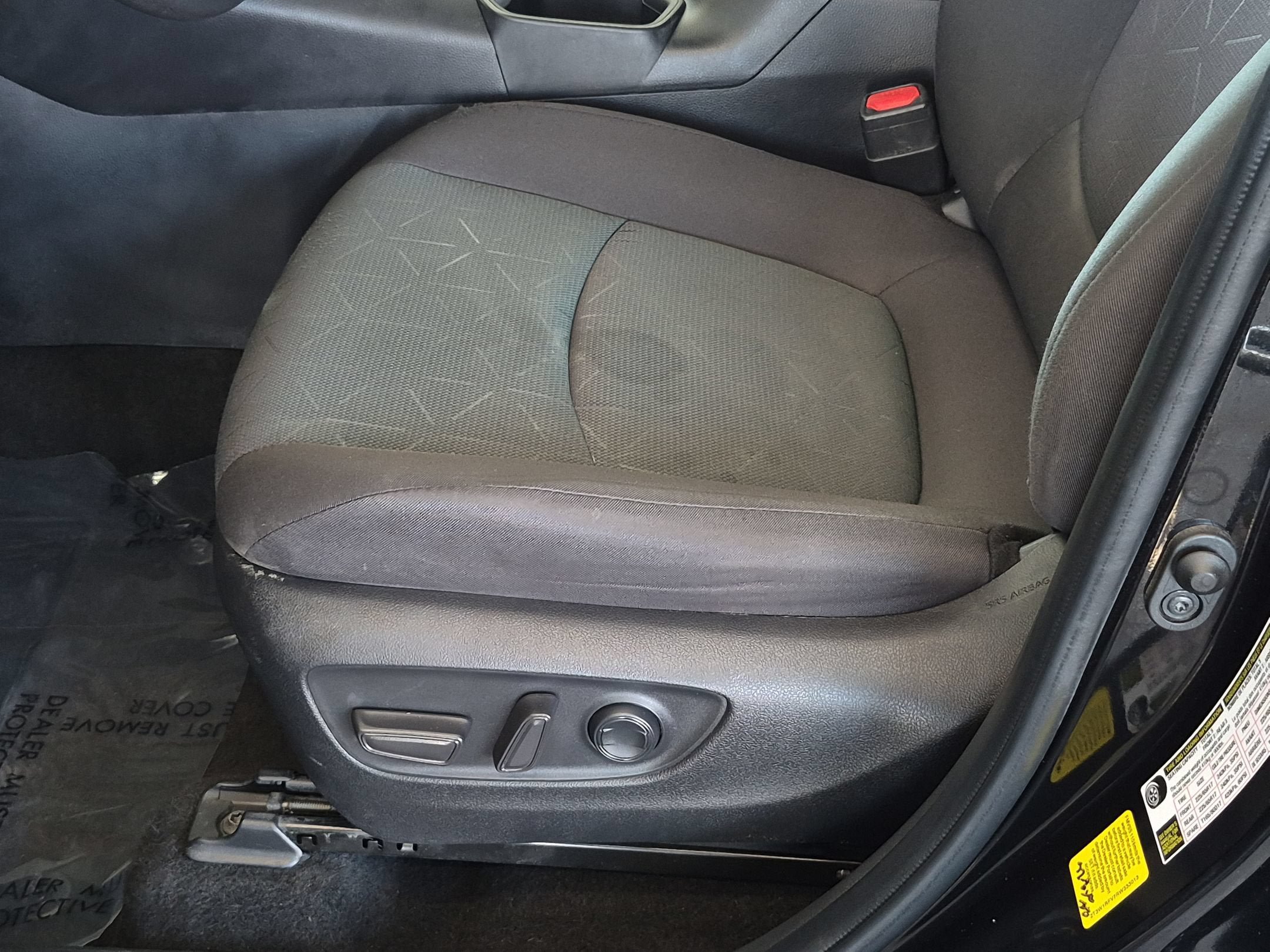 Certified 2024 Toyota RAV4 XLE FWD image 14