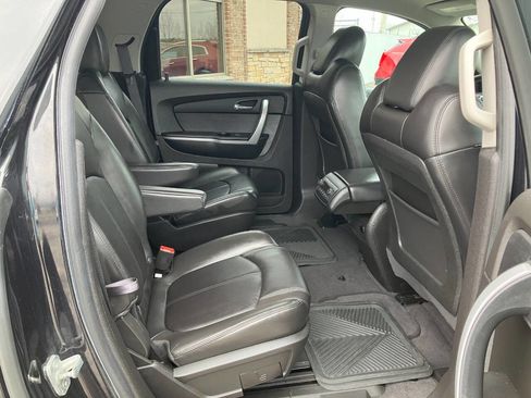 Used 2012 GMC Acadia SLT image 16
