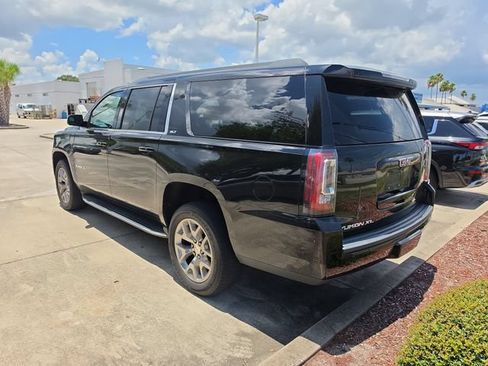 Used 2020 GMC Yukon XL SLT AWD/4WD image 4