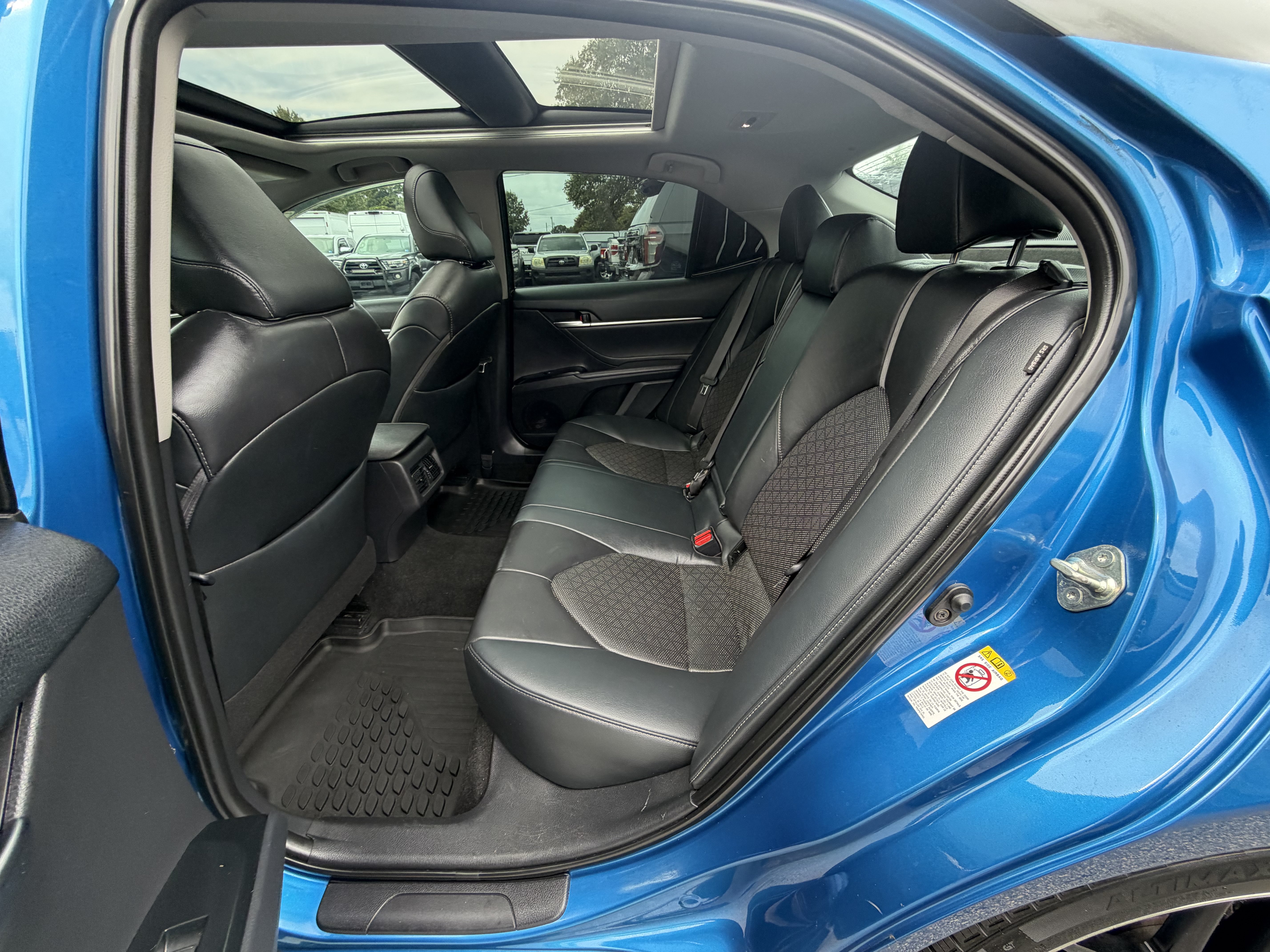 Used 2018 Toyota Camry XSE w/ Audio Package FWD image 15
