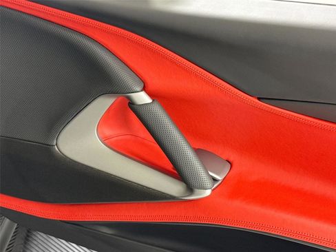 Used 2018 Ferrari 812 Superfast image 30