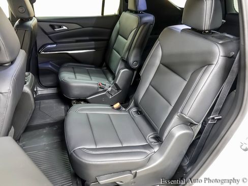 New 2026 Chevrolet Traverse LT w/ Midnight/Sport Edition image 10