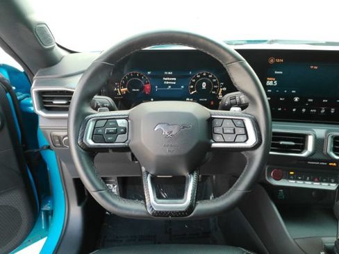 Used 2025 Ford Mustang GT Premium RWD image 22