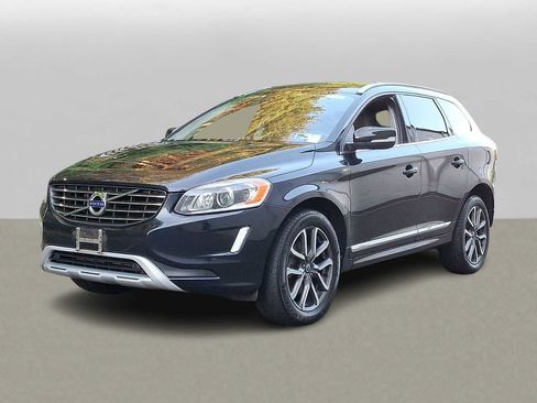 Used 2017 Volvo XC60 T6 Dynamic w/ Preferred Option Package AWD/4WD image 1
