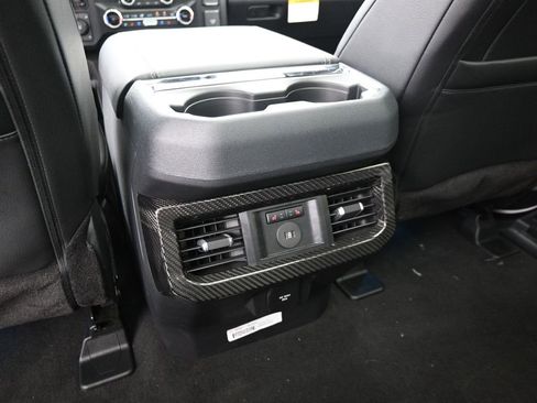 New 2026 Ford F250 Lariat w/ Black Appearance Package image 22