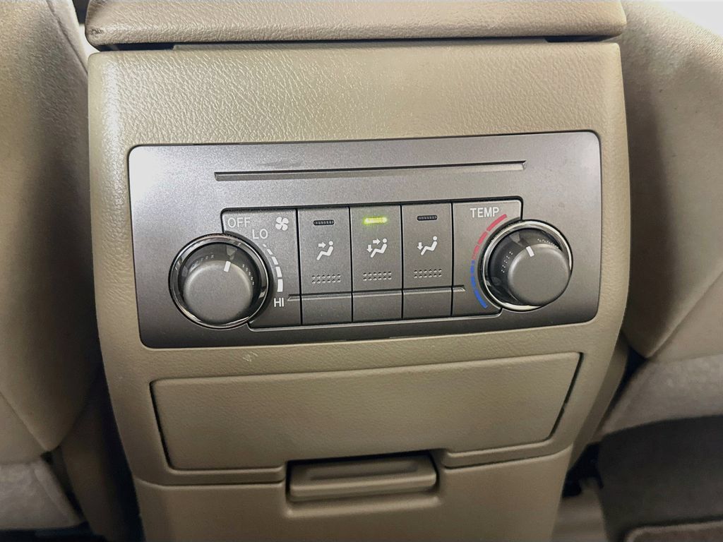 Used 2010 Toyota Highlander 4WD w/ Extra Value Pkg 2 image 28
